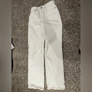 Abercrombie & Fitch The ‘90s Straight Ultra High Rise